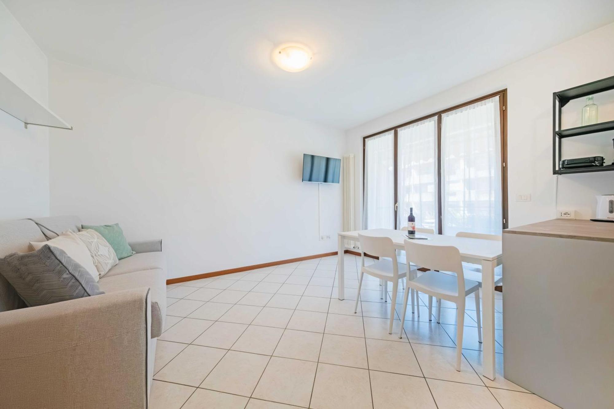 Apartmentsgarda - Residenza Elisabetta 10 Bardolino Exterior foto